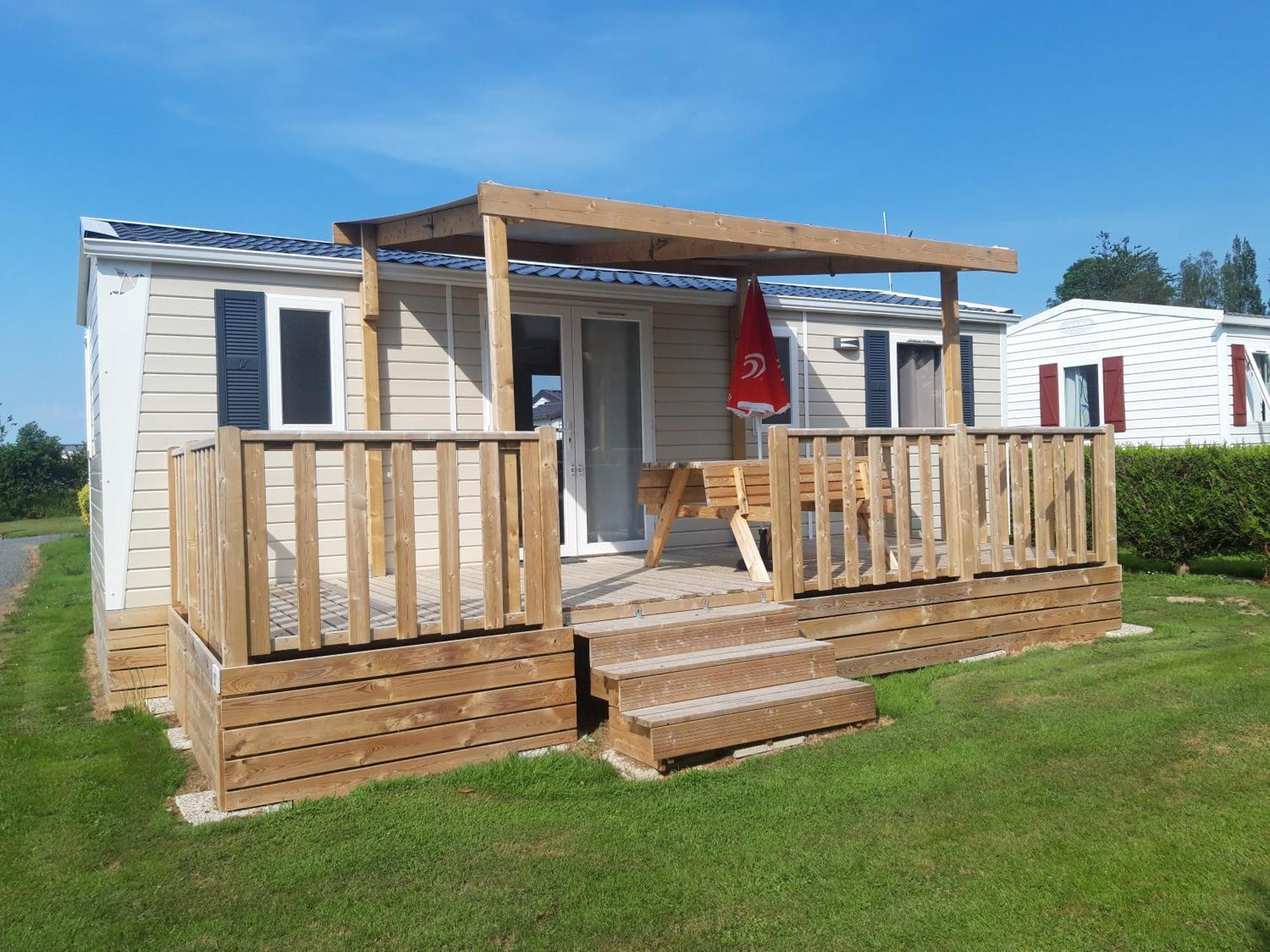 Camping Le Clos De Balleroy Экстерьер фото